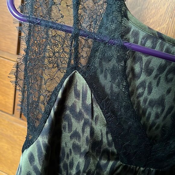 🛍Women Oliver Green and Black Dress Tank Top size S - Picture 2 of 6